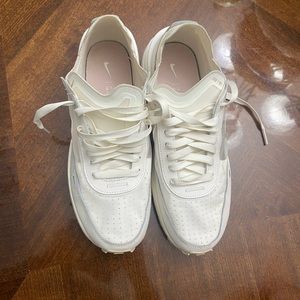 Nike Waffle One Sneaker